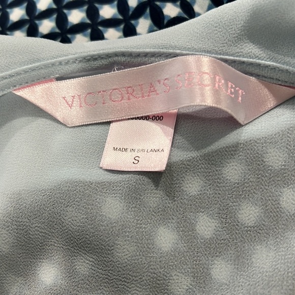 VTG VS Light Blue Sheer Peplum Ruffled Top - Picture 6 of 6